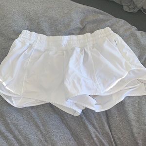 White lululemon shorts